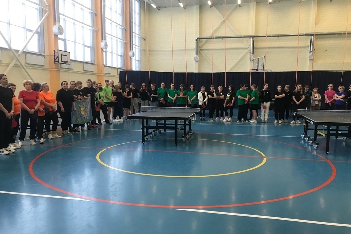 Педагоги Петрозаводска показали себя во всей красе в настольном теннисе