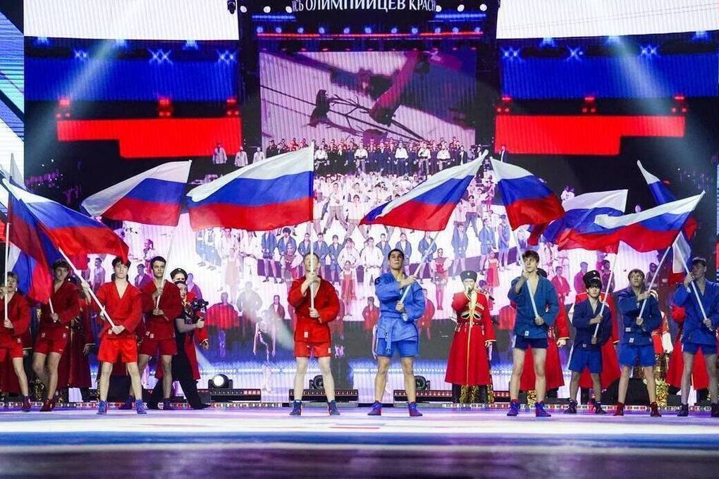 Кубанские самбисты взяли 10 медалей на первенстве России в Краснодаре